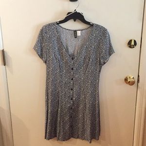 H&M Divided navy white floral print dress size 8